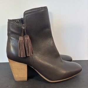 Hush Puppies Brown Tassel Ankle Boots Sz 9 Leather Block Heel Booties